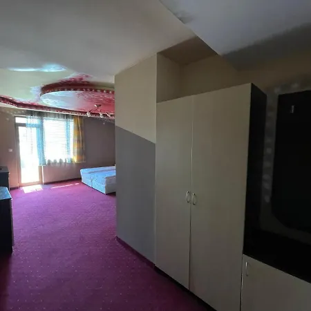 Victoria Hotel
